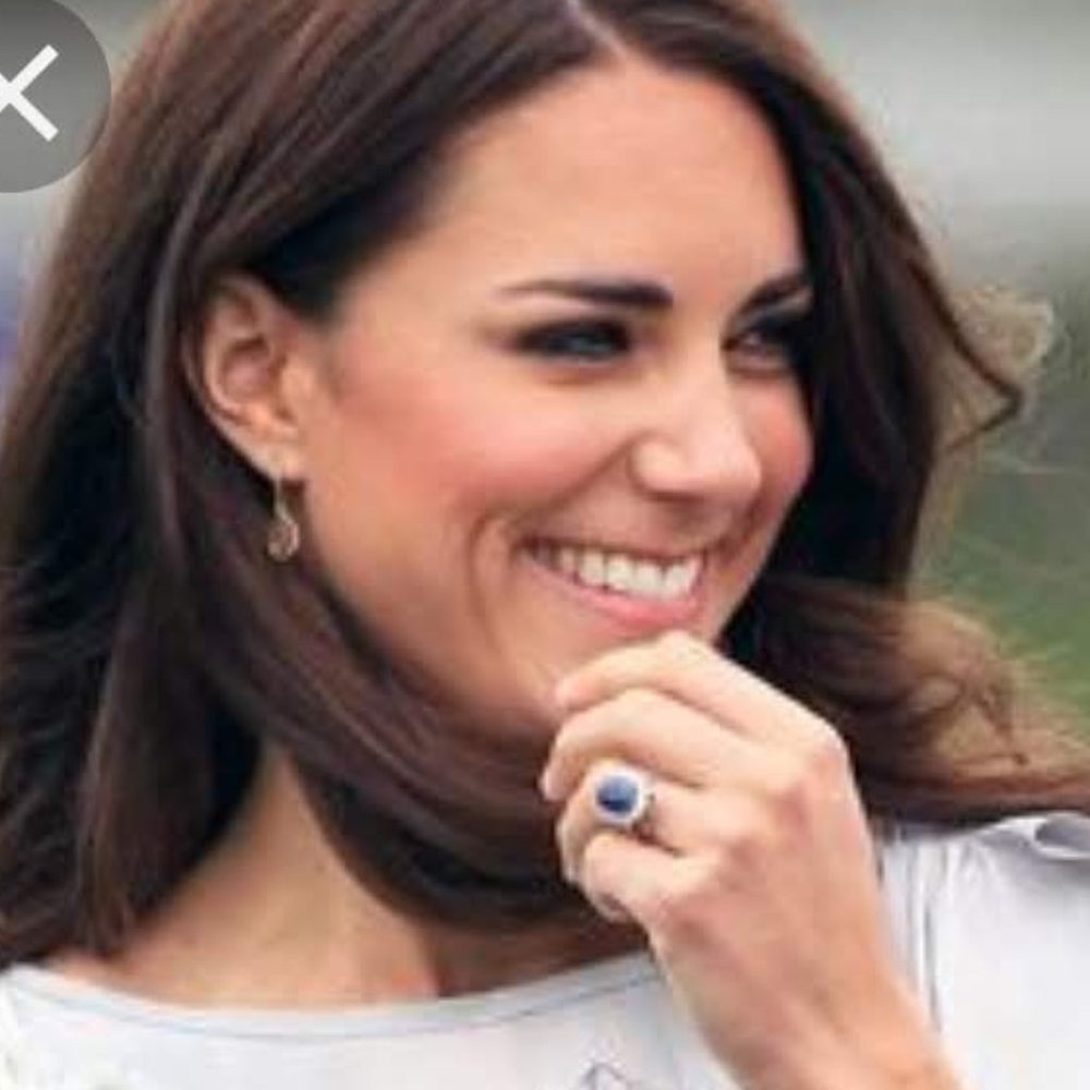 Princess Diana Kate Middleton Sapphire Ring CZ Crystal Engagement - Picture 9 of 11